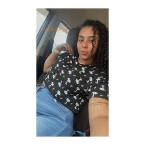 Meet your Posher, Danushka